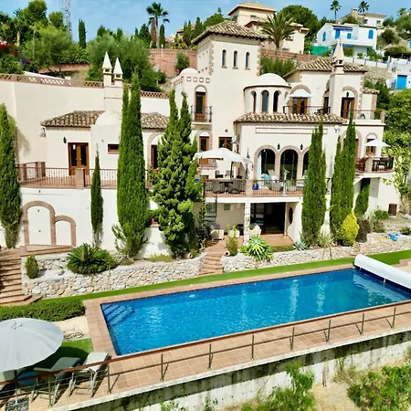 Dream Stay! 15 Guests, Big Pool With Heating Option At Extra Cost, Sea View! La Herradura (Granada)